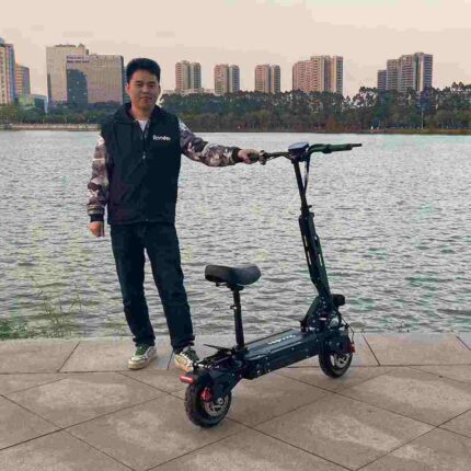 Electric Scooter 40km Foldable factory OEM China Wholesale